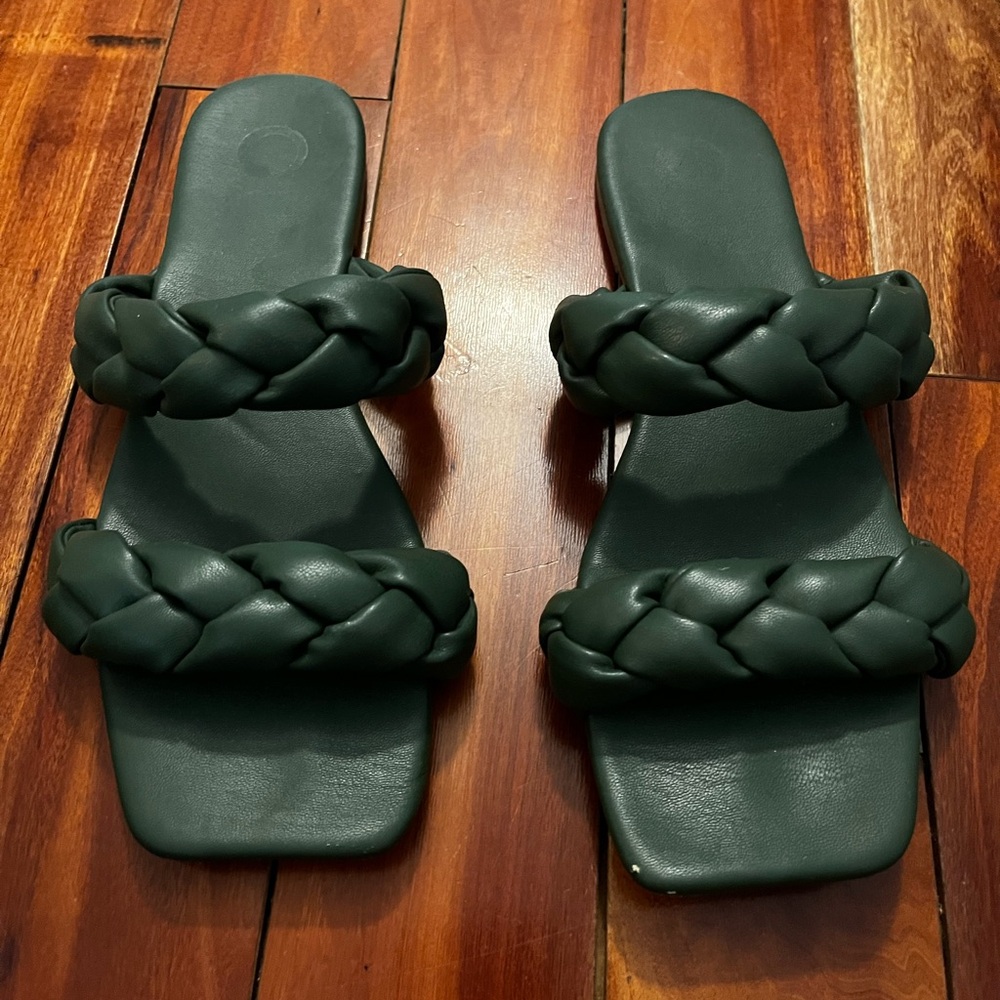 Journee Collection green slide sandals, size 11